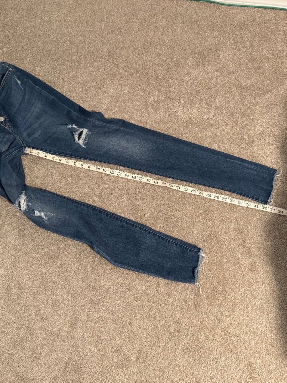 Judy Blue High Rise Button Fly Destructed Medium Wash Jeans Size 7/28 (28x32) - Picture 12 of 13
